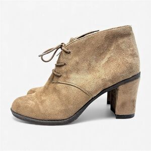 Dr. Scholl’s Tan Ankle Booties Women’s Size 7.5 Vegan Suede Lace Up